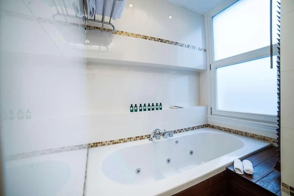 Radisson Hotel Istanbul Sultanahmet 0*,